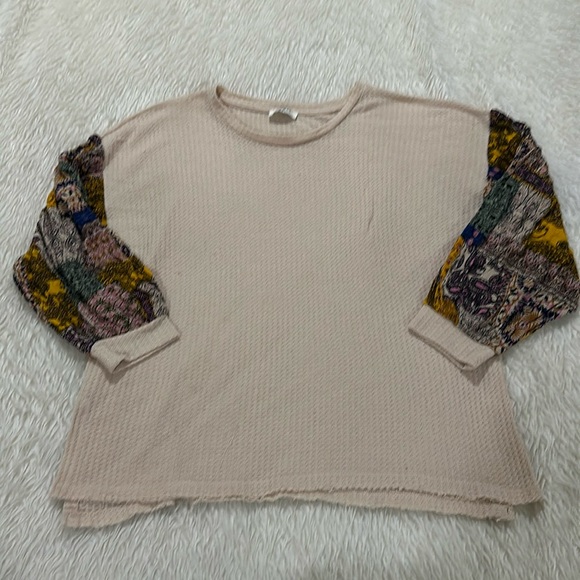 Umgee Tops - Umgee boho paisley top size large